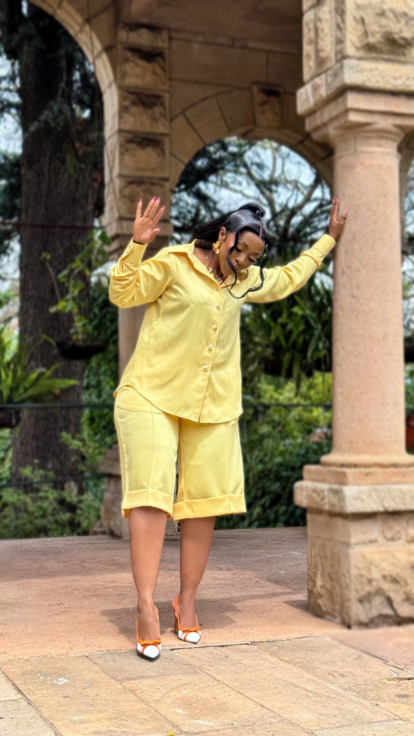 Golden Bermuda Shorts Set